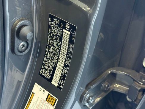 Used 2026 Toyota Corolla LE image 35