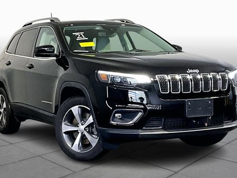 Used 2021 Jeep Cherokee Limited image 3