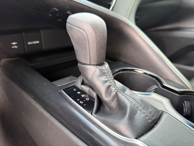 Used 2018 Toyota Camry LE FWD image 30