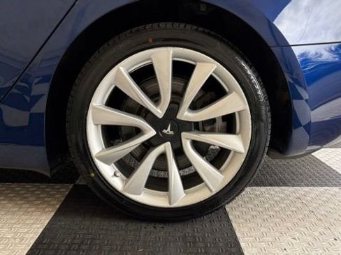 Used 2019 Tesla Model 3 Standard Range Plus RWD image 10
