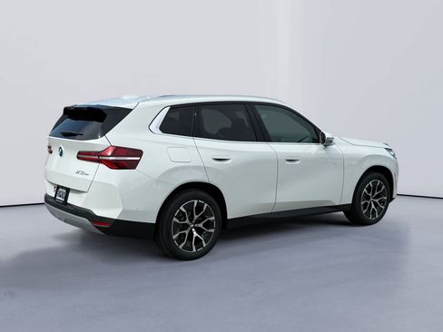 New 2026 BMW X3 xDrive30i w/ Premium Package AWD/4WD image 3