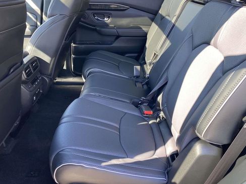 Certified 2024 Honda Pilot Elite image 10