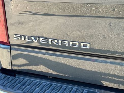 Used 2021 Chevrolet Silverado 1500 LT RWD image 7