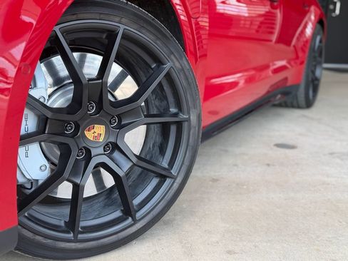 Certified 2025 Porsche Taycan GTS AWD/4WD image 6