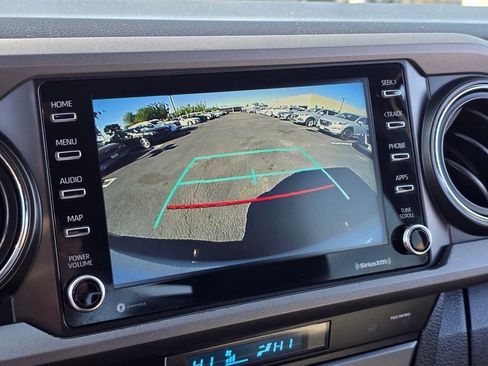 Used 2023 Toyota Tacoma TRD Off-Road image 27