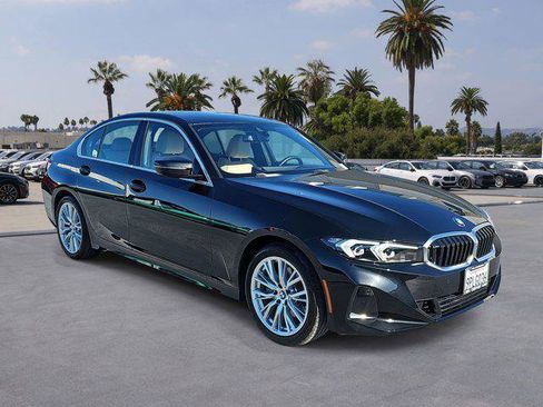 Certified 2024 BMW 330i Sedan w/ Convenience Package image 3