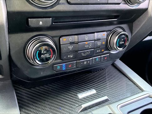 Used 2018 Ford F150 Raptor w/ Equipment Group 802A Luxury AWD/4WD image 33