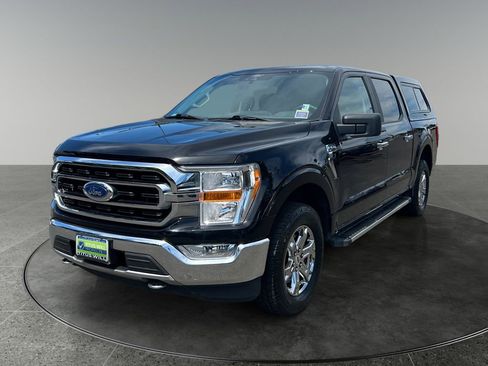 Used 2021 Ford F150 XLT w/ XTR Package AWD/4WD image 4
