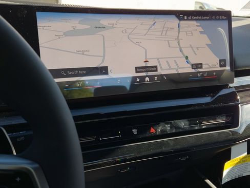 New 2026 BMW 530i w/ Executive Package image 13