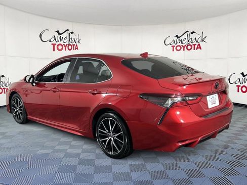 Used 2023 Toyota Camry SE w/ Convenience Package FWD image 5