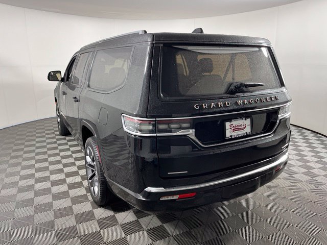 Used 2023 Jeep Grand Wagoneer L Series III w/ Rear Seat Video Group 1 AWD/4WD image 5