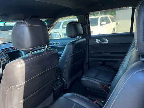 Used 2015 Ford Explorer Sport w/ Equipment Group 401A AWD/4WD image 9