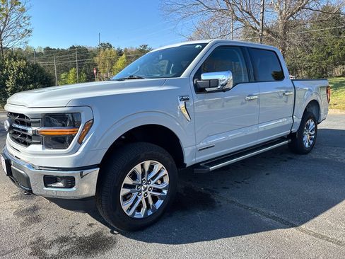 Used 2024 Ford F150 XLT w/ Equipment Group 302A MID image 3