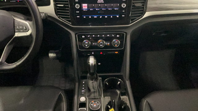 Certified 2022 Volkswagen Atlas Cross Sport SE AWD/4WD image 22