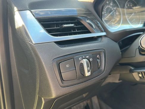 Used 2017 BMW X1 xDrive28i AWD/4WD image 31