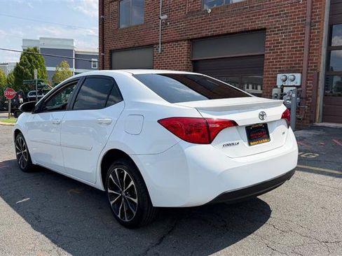 Used 2019 Toyota Corolla SE FWD image 8