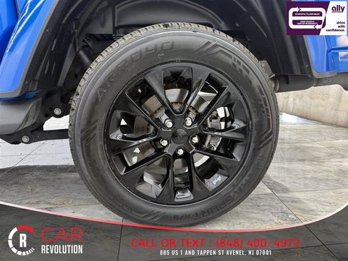 Used 2022 Jeep Gladiator Overland AWD/4WD image 11