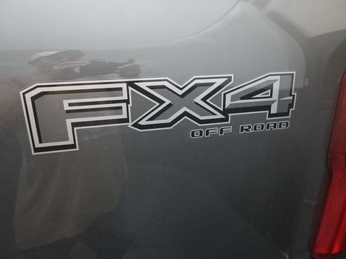 New 2026 Ford F250 Lariat w/ Black Appearance Package image 23