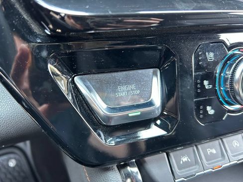 Used 2023 GMC Sierra 1500 AT4 w/ AT4 Premium Package AWD/4WD image 37