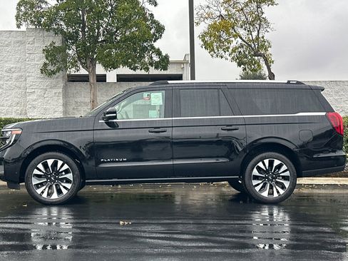 New 2025 Ford Expedition Max Platinum w/ Platinum Ultimate Package image 7