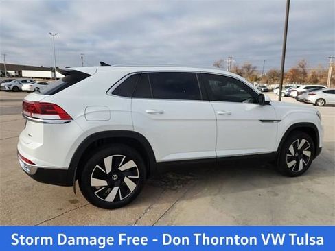 New 2026 Volkswagen Atlas Cross Sport SEL AWD/4WD image 2
