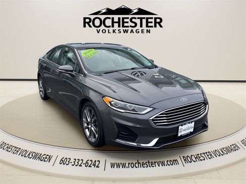 Used 2020 Ford Fusion SEL image 14