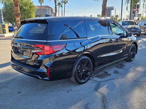 Used 2025 Honda Odyssey Sport-L image 5