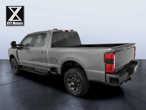 Used 2024 Ford F350 Lariat w/ Lariat Ultimate Package AWD/4WD image 4