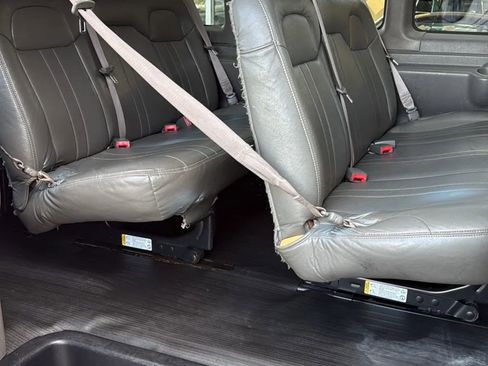 Used 2017 Chevrolet Express 2500 LS image 39