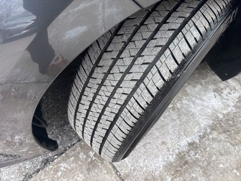 Used 2022 Lexus ES 300h image 9