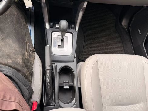 Used 2018 Subaru Forester 2.5i Limited AWD/4WD image 17