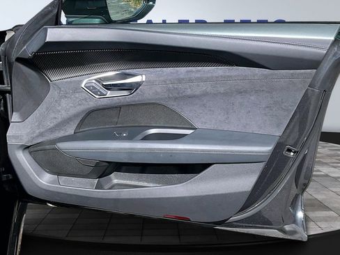 Used 2022 Audi e-tron GT Premium Plus w/ Performance Package image 28