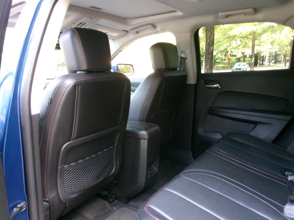 Used 2010 Chevrolet Equinox LT AWD/4WD image 28