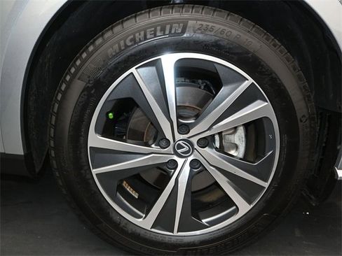 Used 2025 Lexus RX 350 Premium image 17