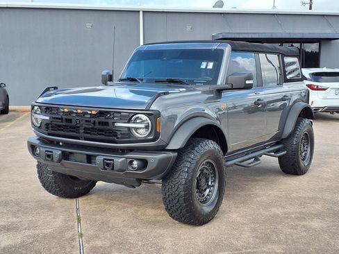 Used 2022 Ford Bronco Badlands AWD/4WD image 3