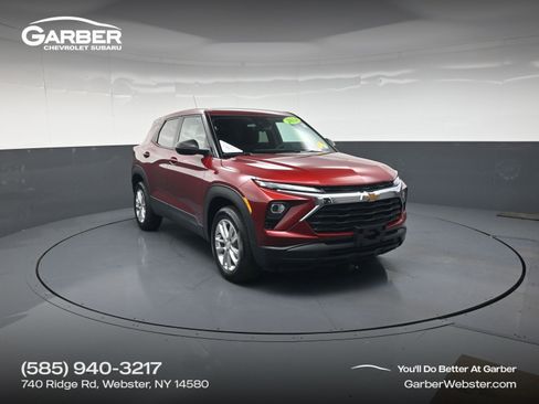 Used 2024 Chevrolet TrailBlazer LS w/ LS Convenience Package AWD/4WD image 1