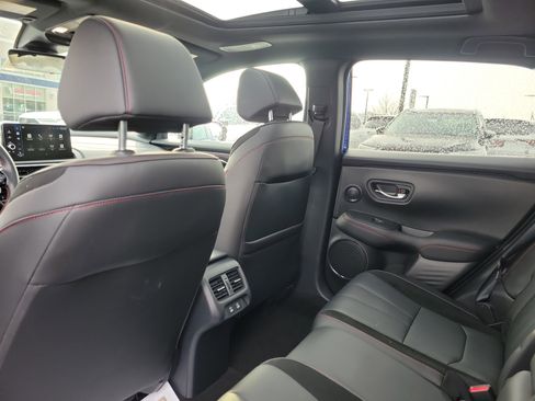 Used 2025 Acura ADX A-Spec image 15