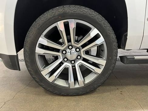 Used 2018 GMC Yukon Denali w/ Denali Ultimate Package AWD/4WD image 27