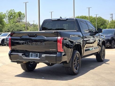 Used 2025 Toyota Tundra Platinum AWD/4WD image 6