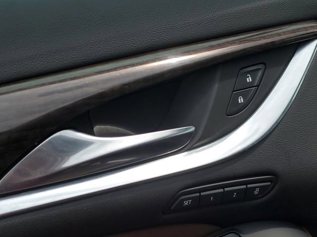 Used 2021 Buick Enclave Avenir w/ Trailering Package, 5000 lbs. AWD/4WD image 23