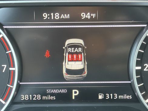 Used 2023 Nissan Rogue SV w/ SV Premium B Package FWD image 13