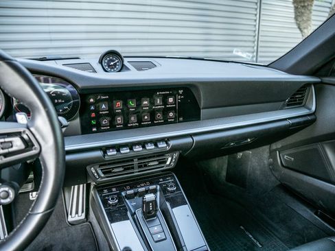 Certified 2024 Porsche 911 Carrera RWD image 22