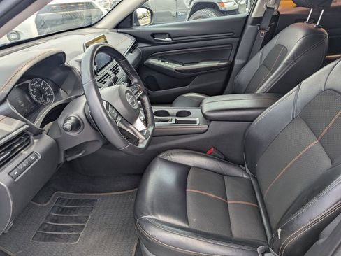 Used 2020 Nissan Altima 2.5 SR w/ Premium Package FWD image 15