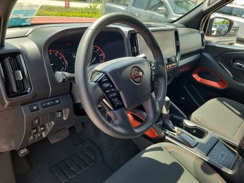 Certified 2025 Nissan Frontier PRO-4X w/ Pro Convenience Package AWD/4WD image 17