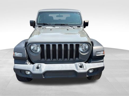 Used 2021 Jeep Wrangler Sport AWD/4WD image 2