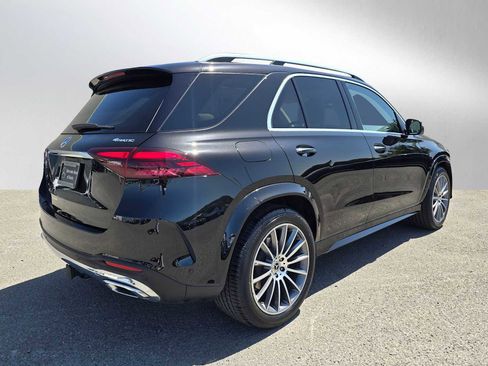 Used 2024 Mercedes-Benz GLE 450 4MATIC image 3