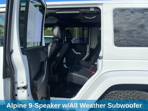 Used 2017 Jeep Wrangler Unlimited Sahara w/ Connectivity Group image 20