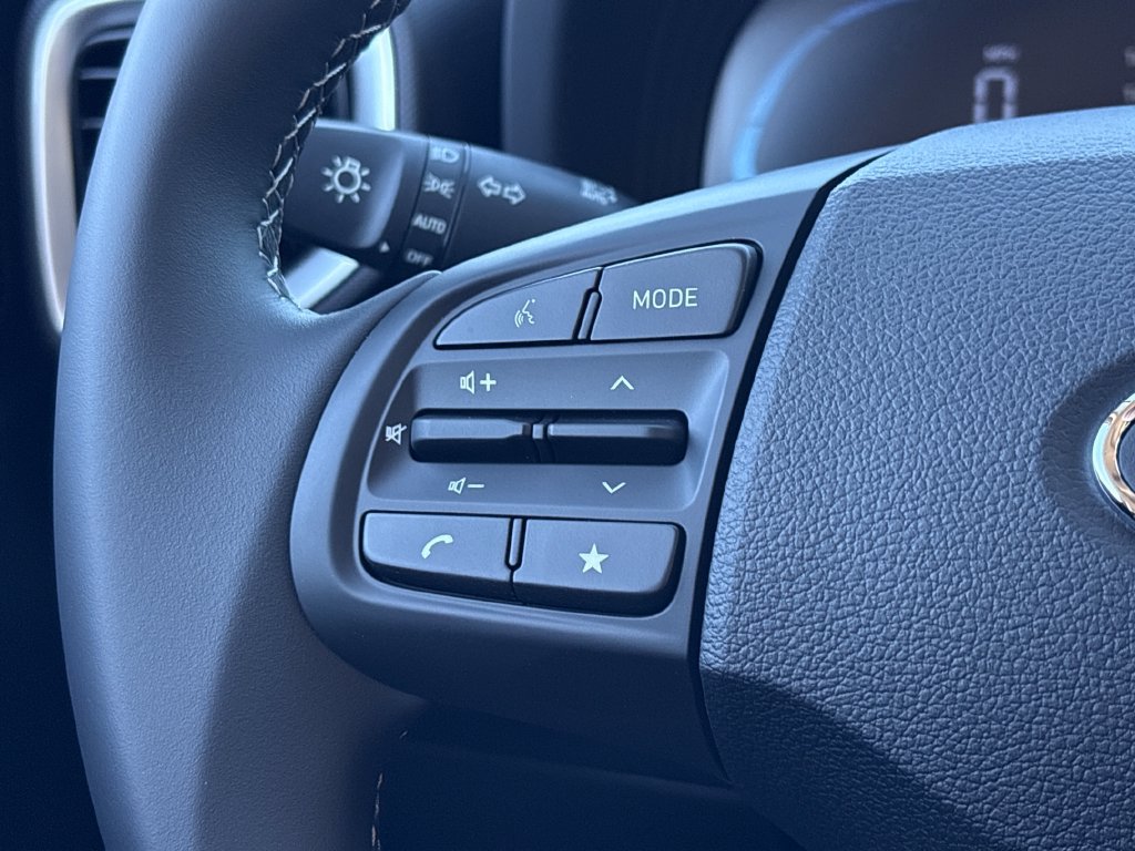 New 2026 Hyundai Venue SEL FWD image 24