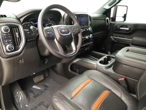 Used 2022 GMC Sierra 2500 AT4 w/ AT4 Premium Plus Package AWD/4WD image 15