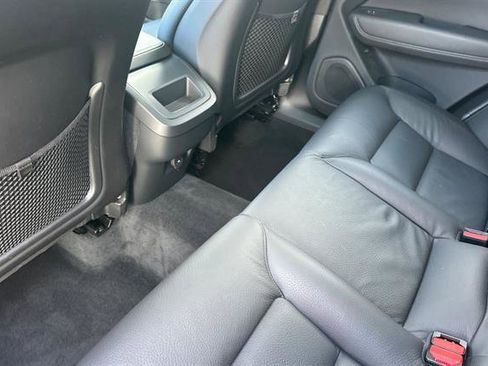 Certified 2025 Volvo XC60 B5 Plus image 12